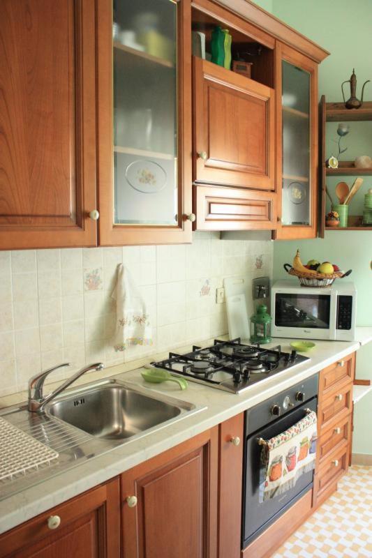 Lyon Apartment At Colosseo Rome Bagian luar foto